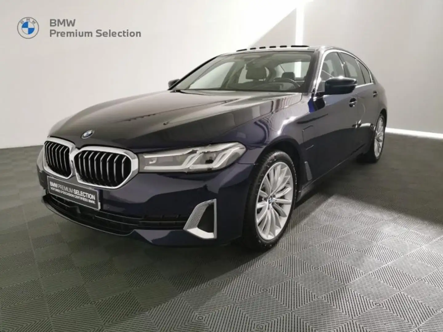 BMW 530 530eA xDrive 292ch Luxury Steptronic Bleu - 1