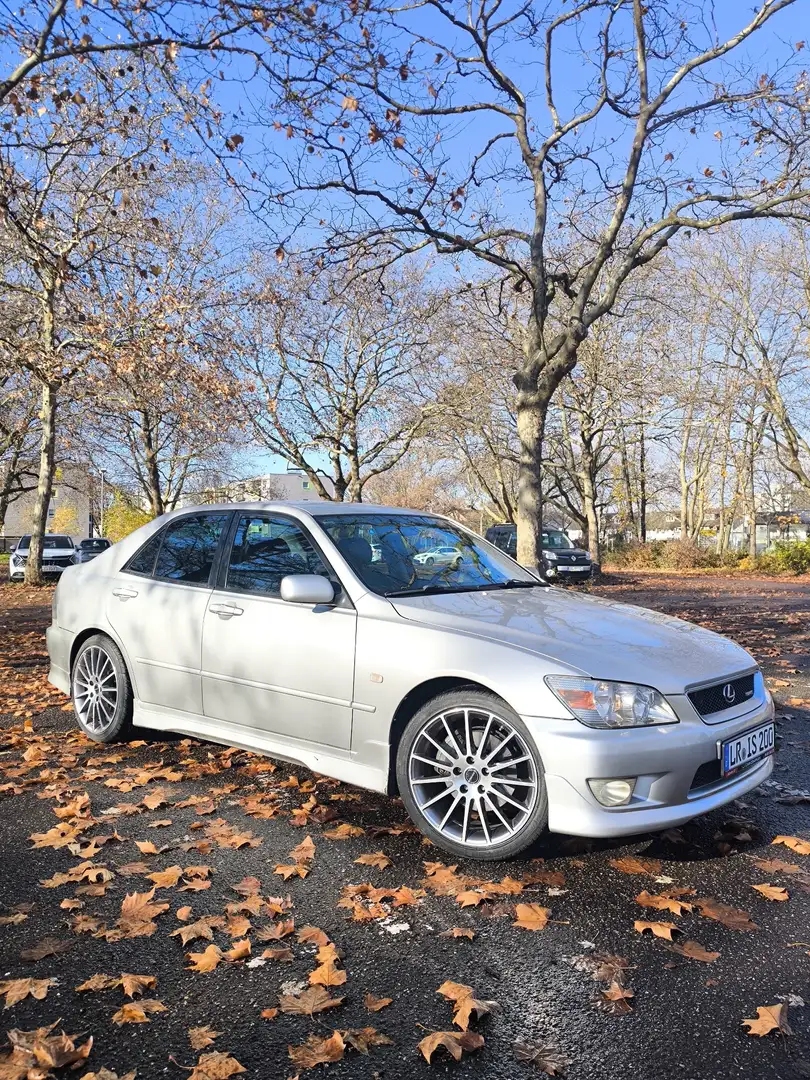 Lexus IS 200 Sport /Schalter/TRD Bodykit/Torsen/Tüv bis 11.2027 Silber - 1