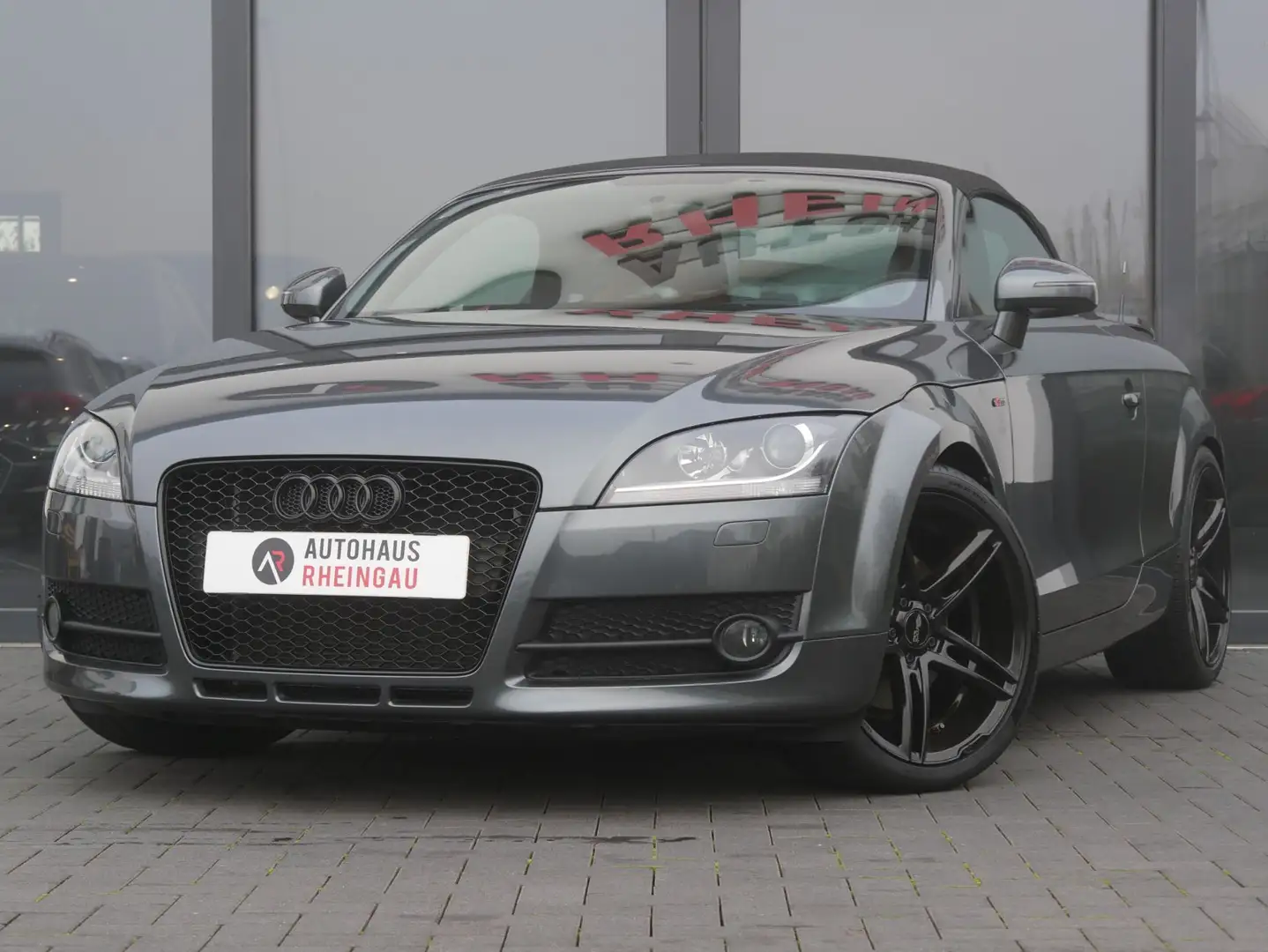 Audi TT 1.8 TFSI Roadster 18" LEDER 55TKM! Silber - 1