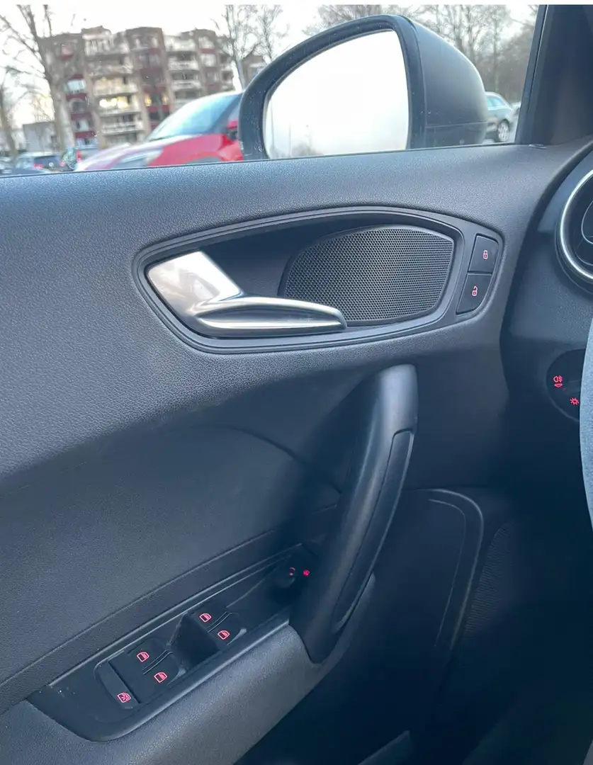 Audi A1 1.2 TFSI Amb. PL. B. Wit - 2