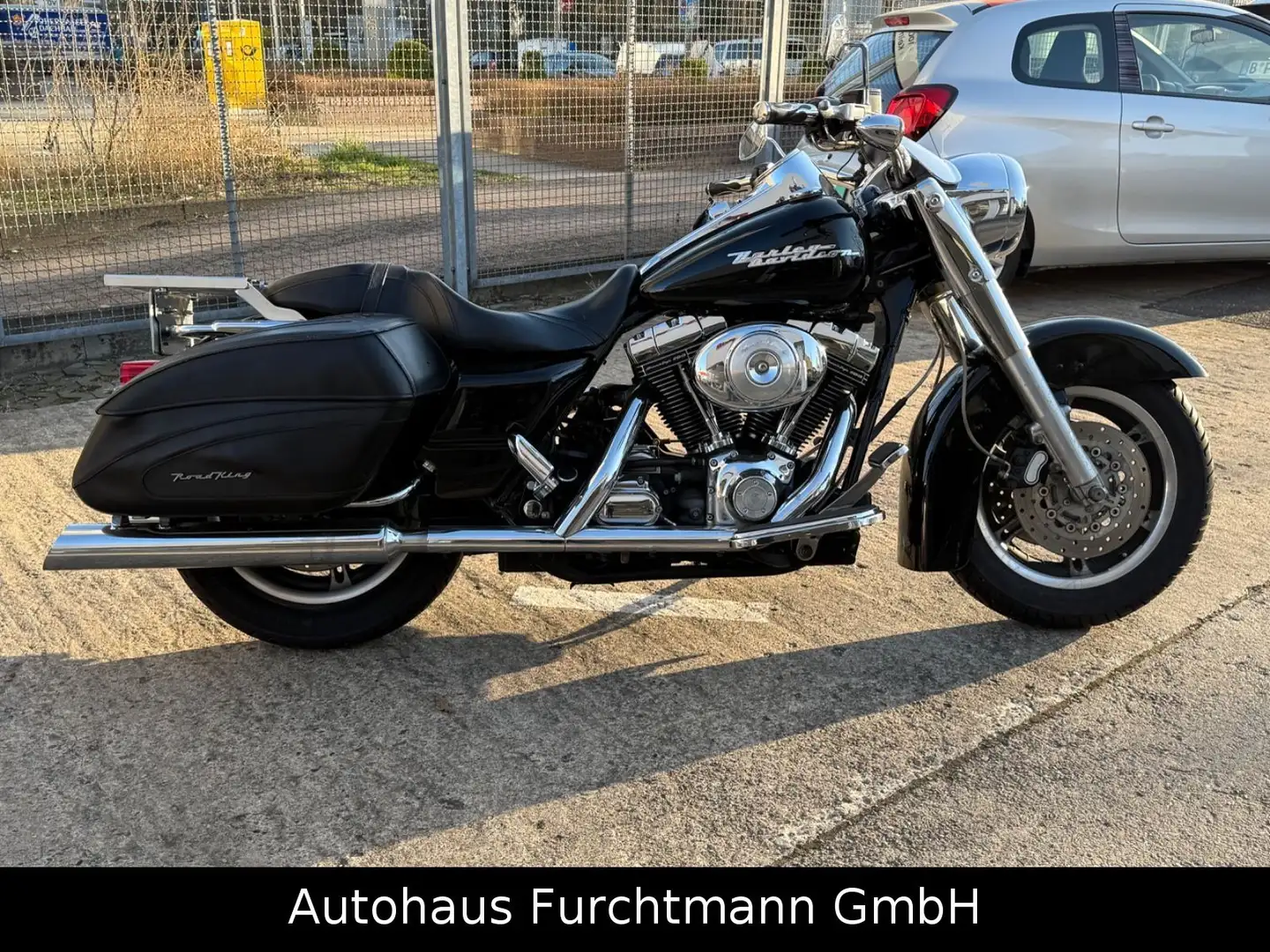 Harley-Davidson Road King CUSTOM Schwarz - 1