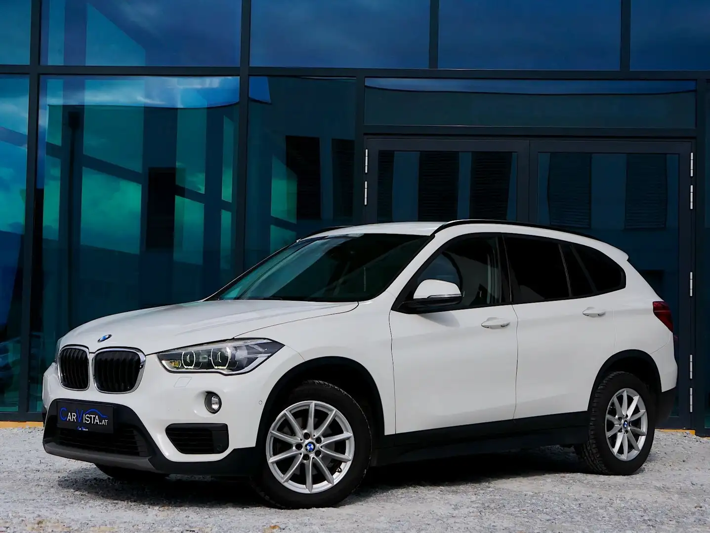 BMW X1 sDrive18d Advantage Aut. Bianco - 2