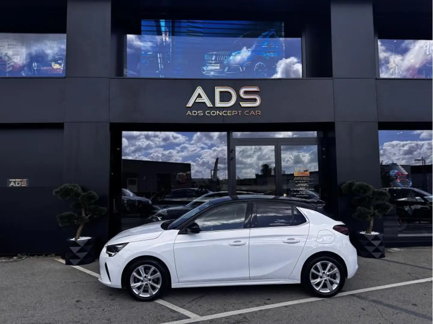 Opel Corsa F Elegance Wit - 2