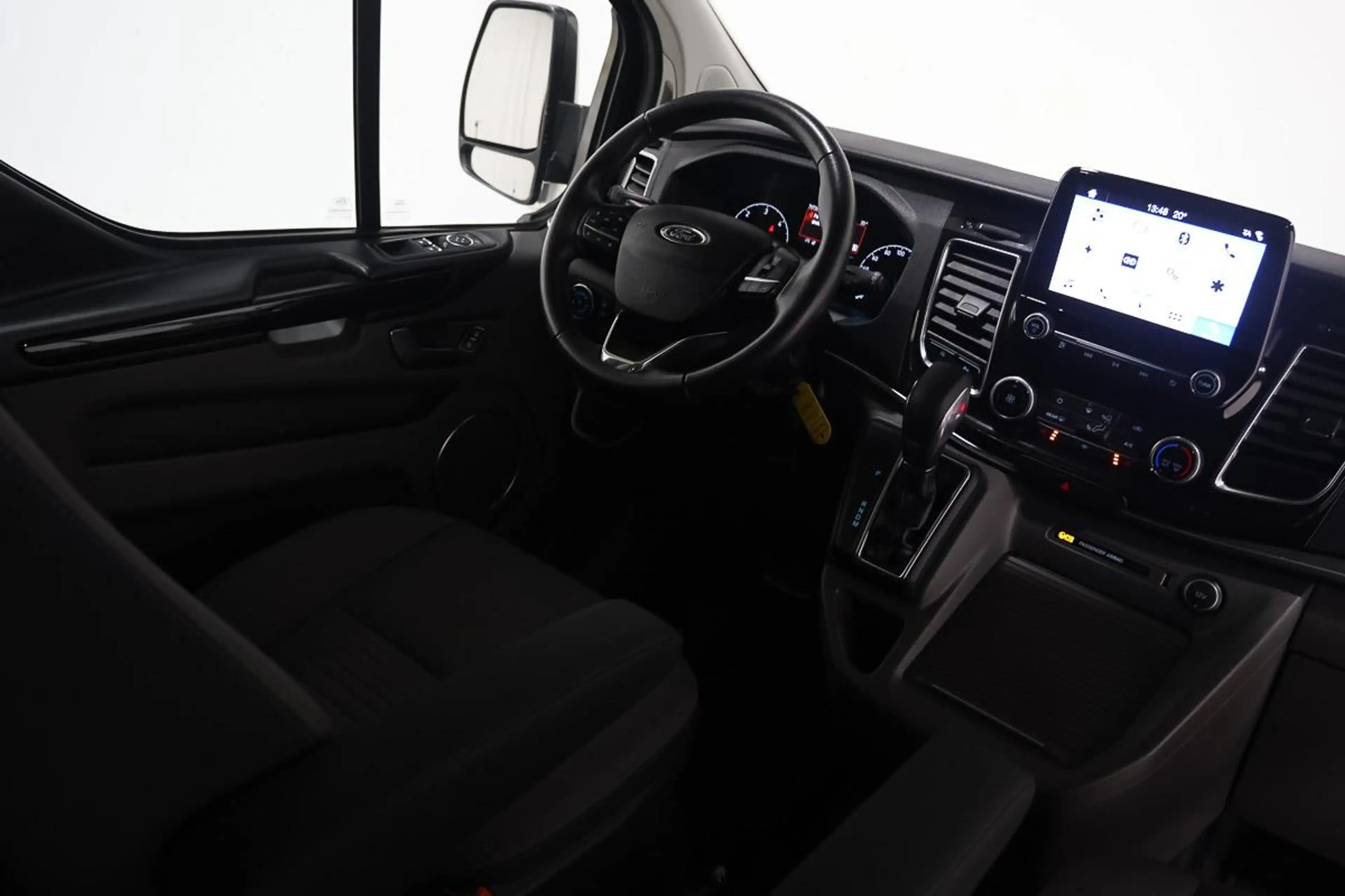Ford Tourneo CUSTOM 2.0D 170 AUTOMATIQUE 8 PLACES GPS ATTELAGE — photo 12