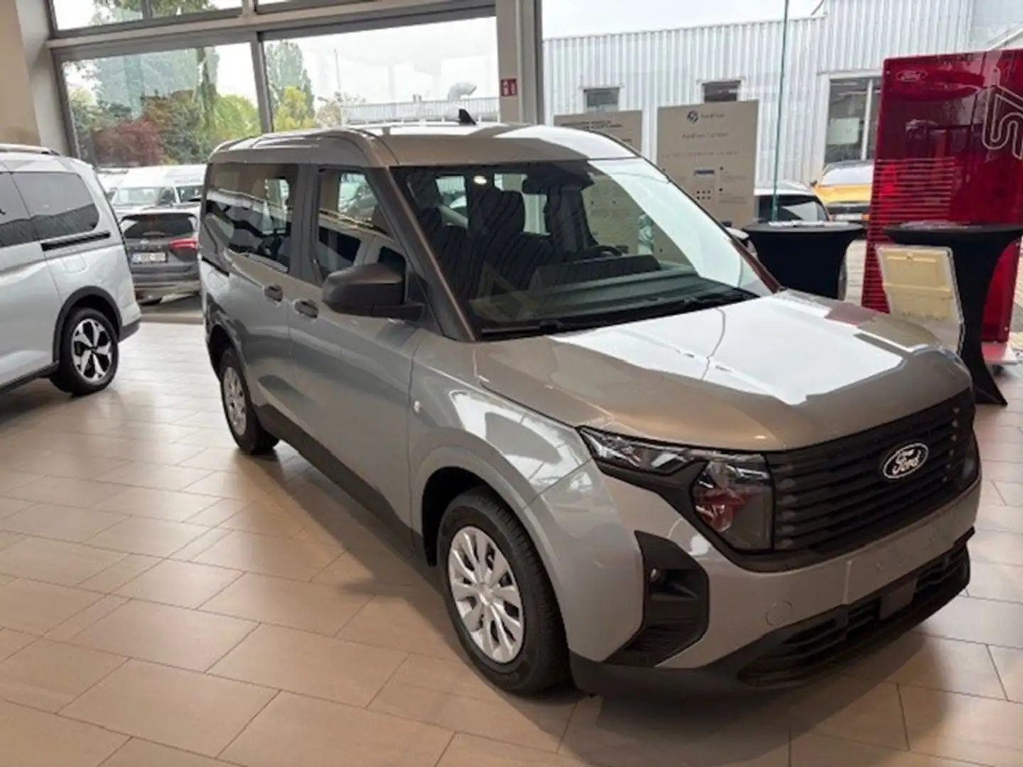 Ford Tourneo Courier Trend 1.0 Ecoboost 125pk 6V Argent - 1