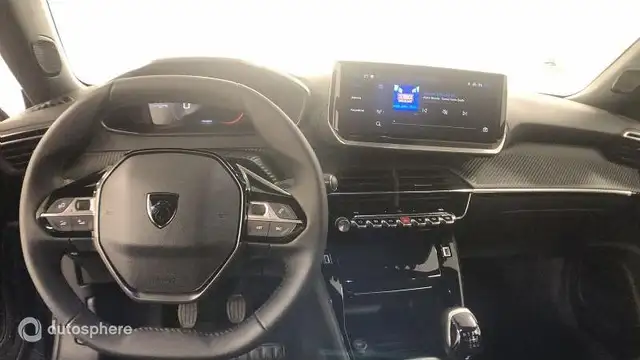 Peugeot 2008 view 9