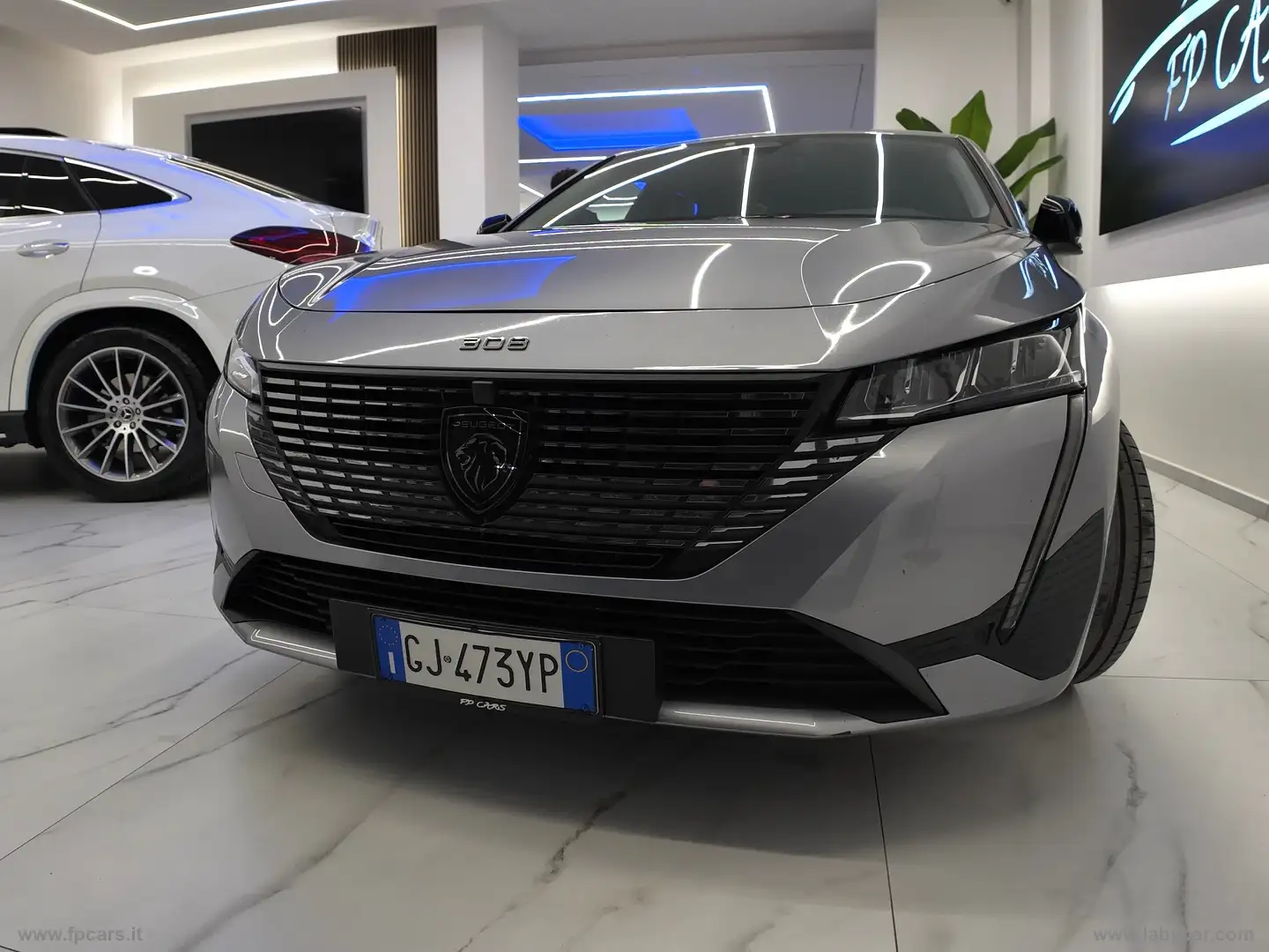 Peugeot 308 BlueHDi 130 S&S EAT8 Allure Pack Gris - 2