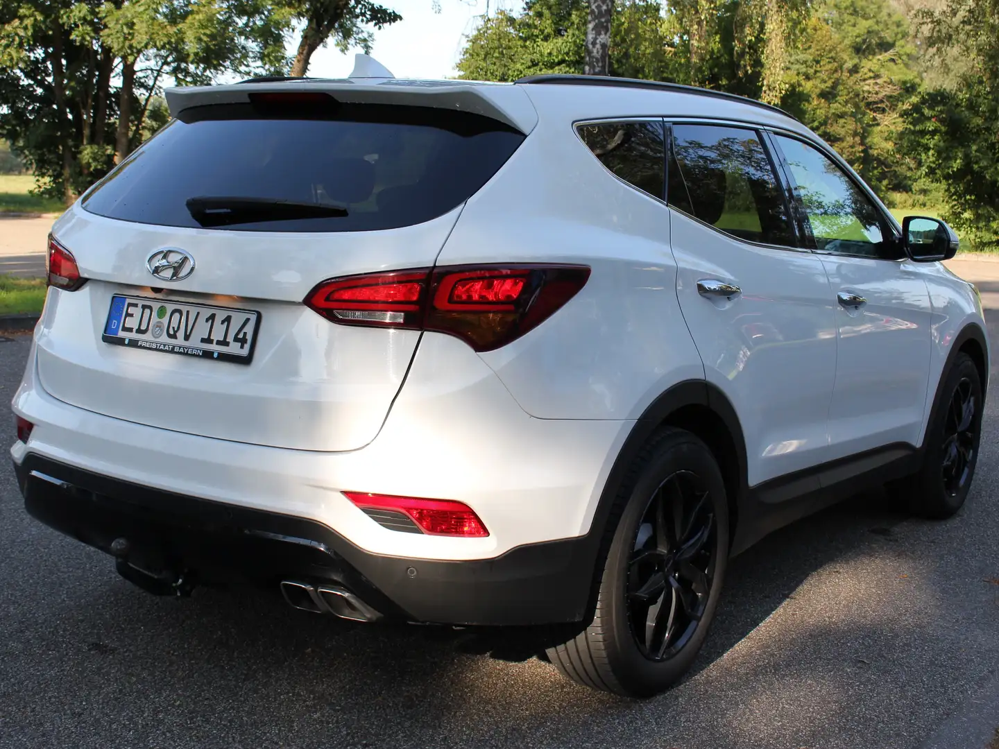 Hyundai SANTA FE Santa Fe blue 2.2 CRDI 4WD Automatik Premium Weiß - 2