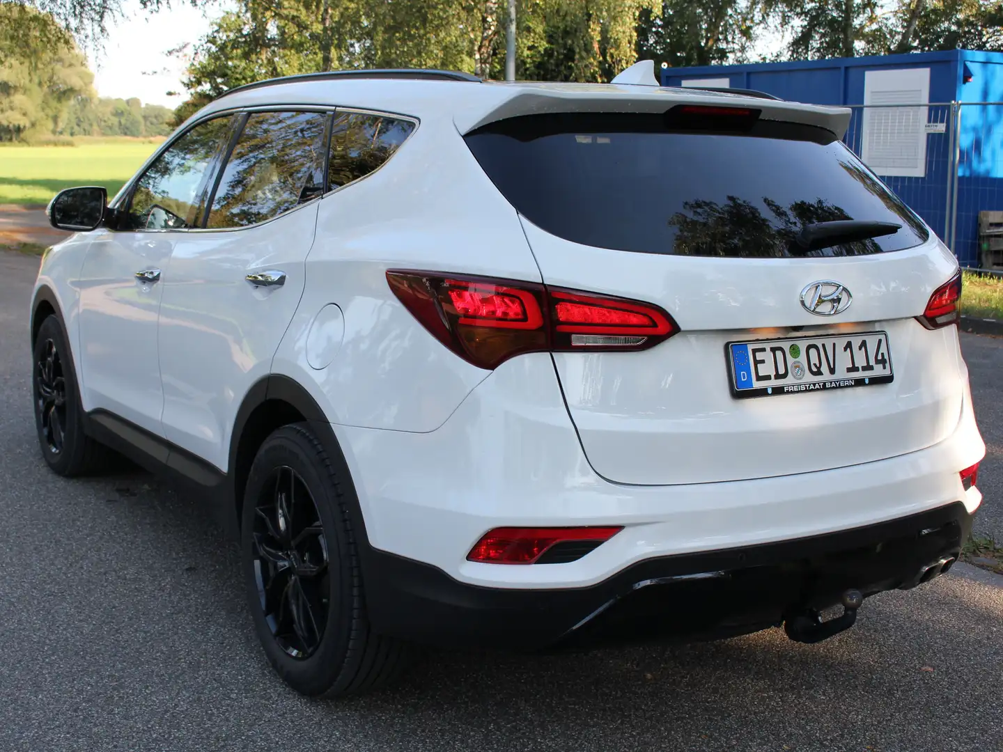 Hyundai SANTA FE Santa Fe blue 2.2 CRDI 4WD Automatik Premium Weiß - 1