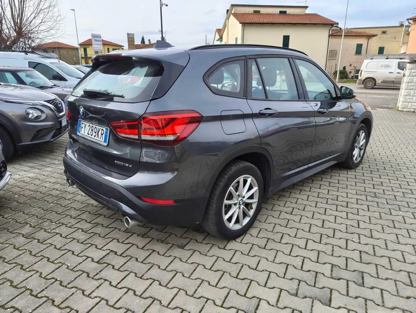 BMW X1 X1 xdrive18d Business Advantage auto *RESTYLING* Grigio - 2