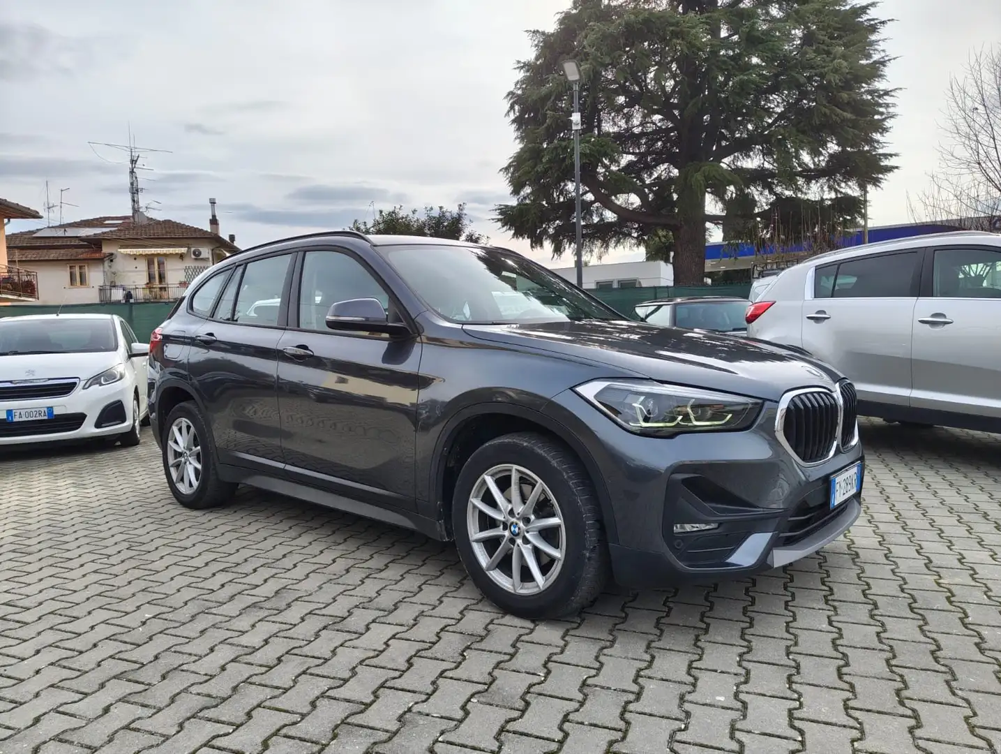 BMW X1 X1 xdrive18d Business Advantage auto *RESTYLING* Grigio - 1