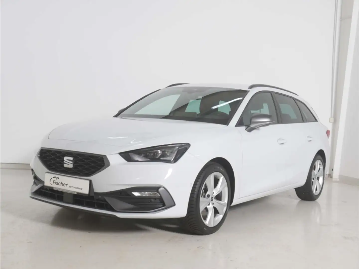 SEAT Leon Sportstourer 2.0 TDI FR DSG AHK/NAV/RFK/SH Weiß - 2