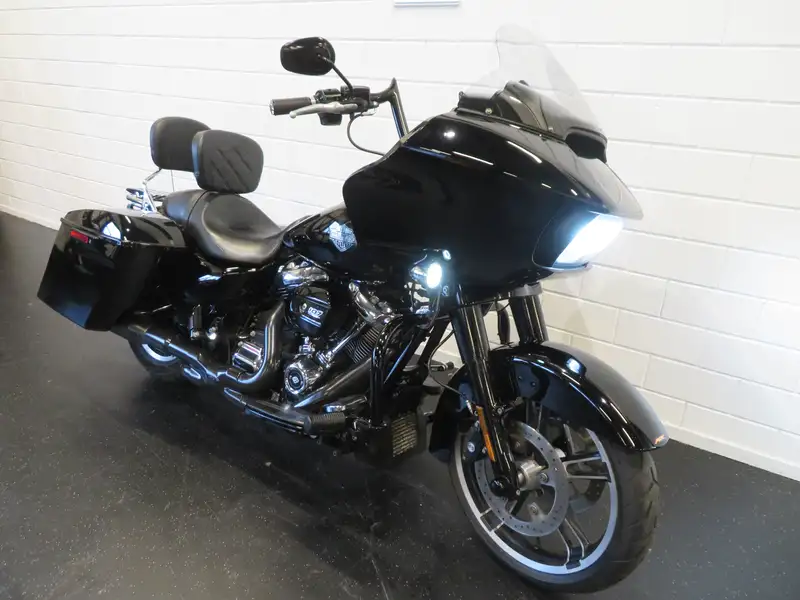 Harley-Davidson Road Glide - foto 2