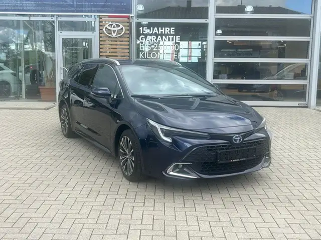 Toyota Corolla TS Hybrid Team D 2.0 Navi LED ACC Apple CarPlay An