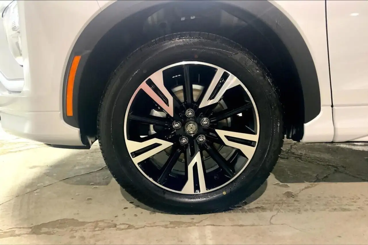 Mitsubishi Eclipse Cross photo Mitsubishi Eclipse Cross