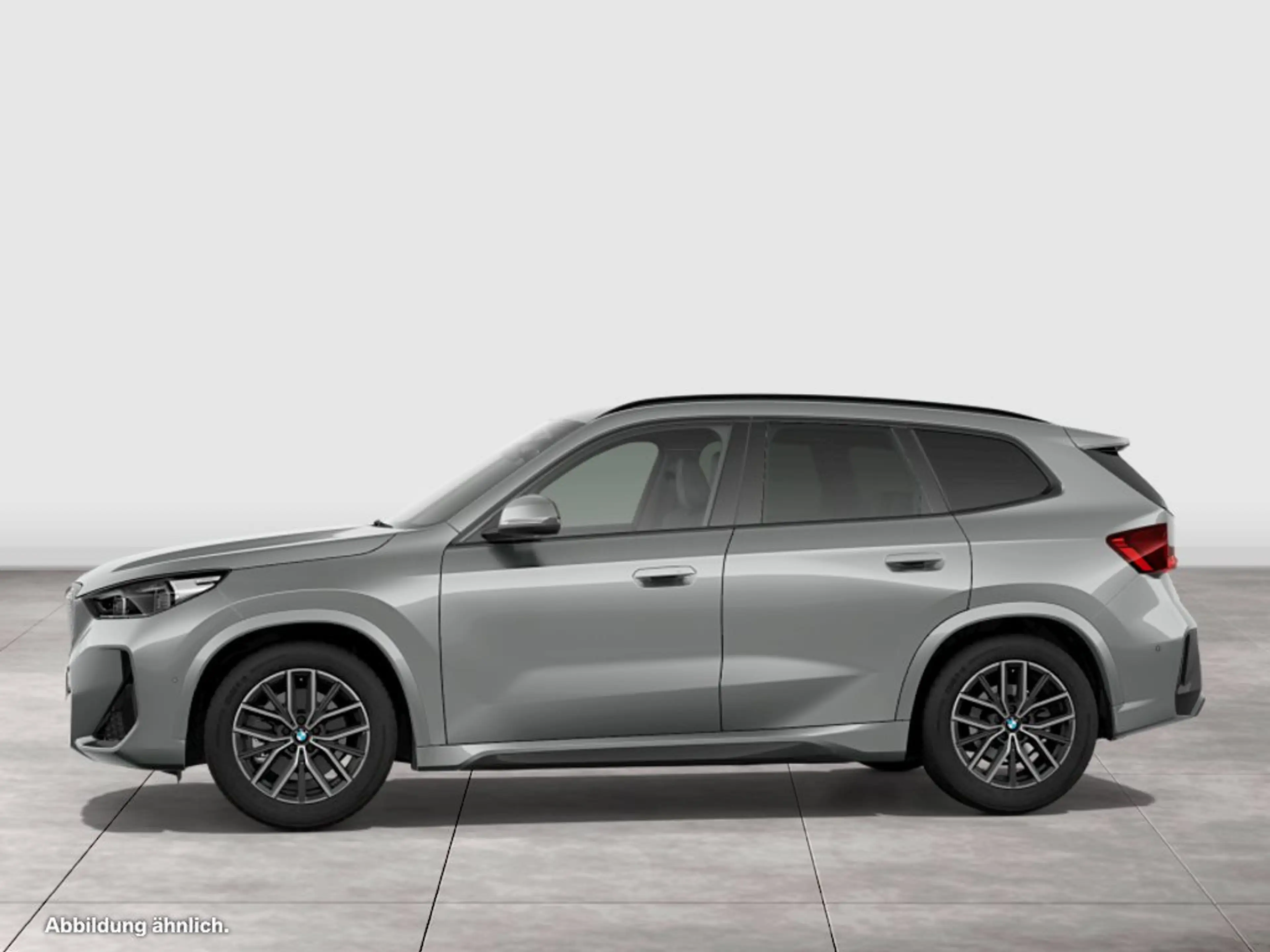 BMW iX1 eDrive20 — photo 5