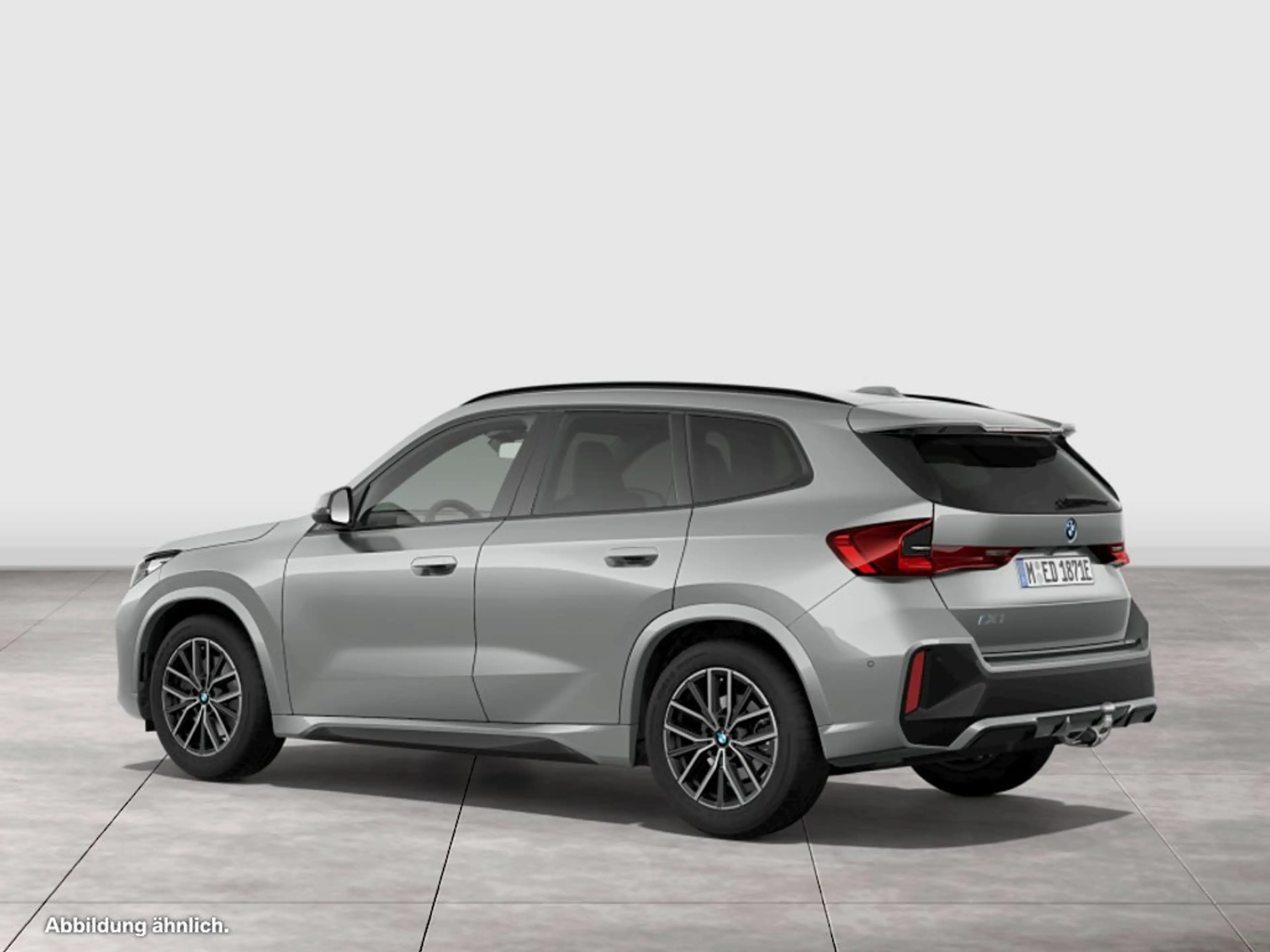 BMW iX1 eDrive20 — photo 6