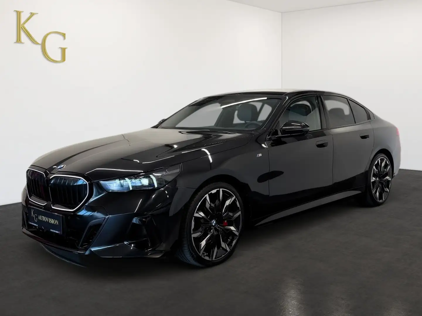 BMW 540 d M Sport Pro xDrive Service und Garantiepaket bi Schwarz - 2