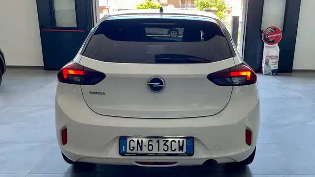Opel Corsa view 5