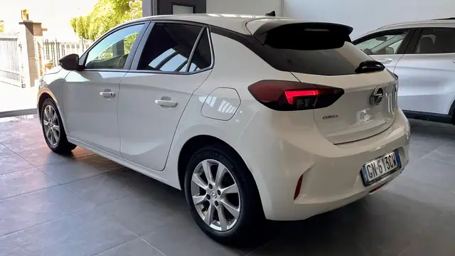 Opel Corsa view 4