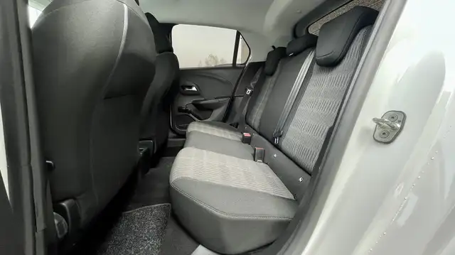 Opel Corsa view 9