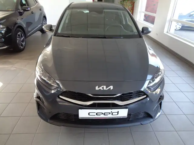 Kia Ceed / cee'd 1.5 T-GDI OPF VISION Komfortp. Navi Kamera