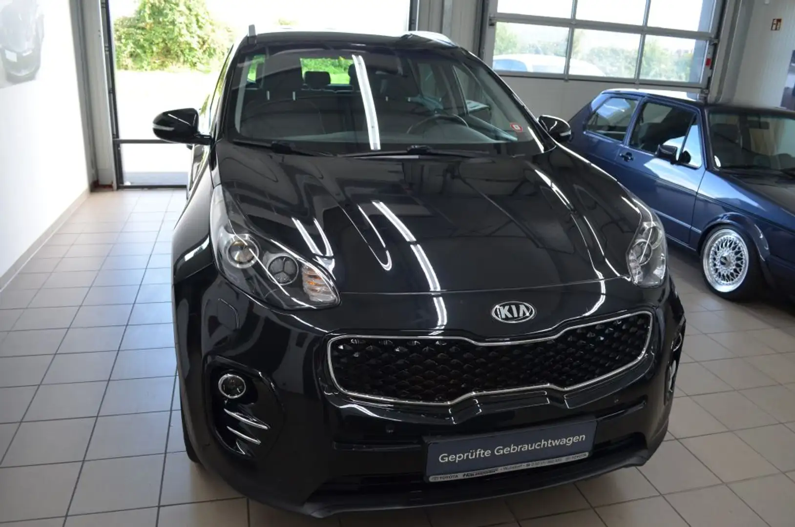 Kia Sportage 1.6 GDI 2WD ISG Spirit*ALLWETTER*AHK* Schwarz - 2