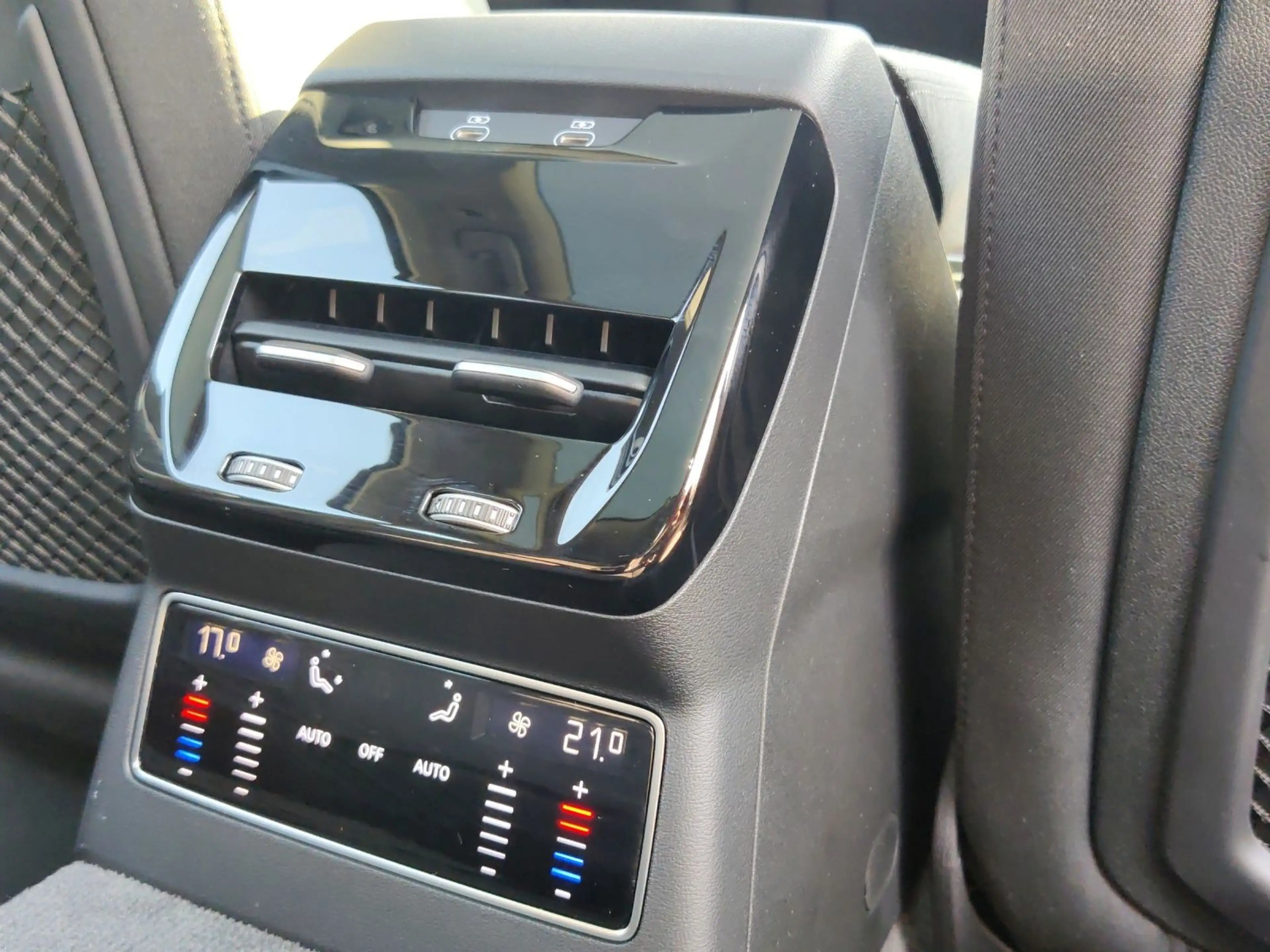 Audi A6 TDI quattro 150 kW Pano*Matrix*AHK*360° — photo 15