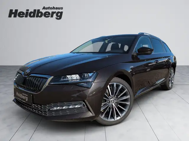 Skoda Superb 1.4  iV L&K 19" LEDER AHK-schw. Memory