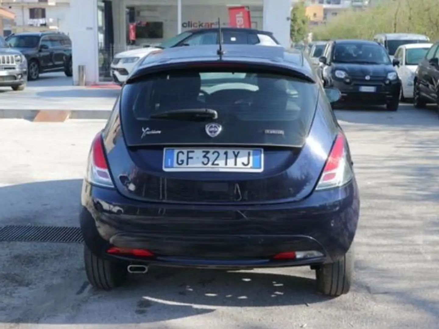 Lancia Ypsilon Ypsilon 1.0 firefly hybrid Gold s Modrá - 2