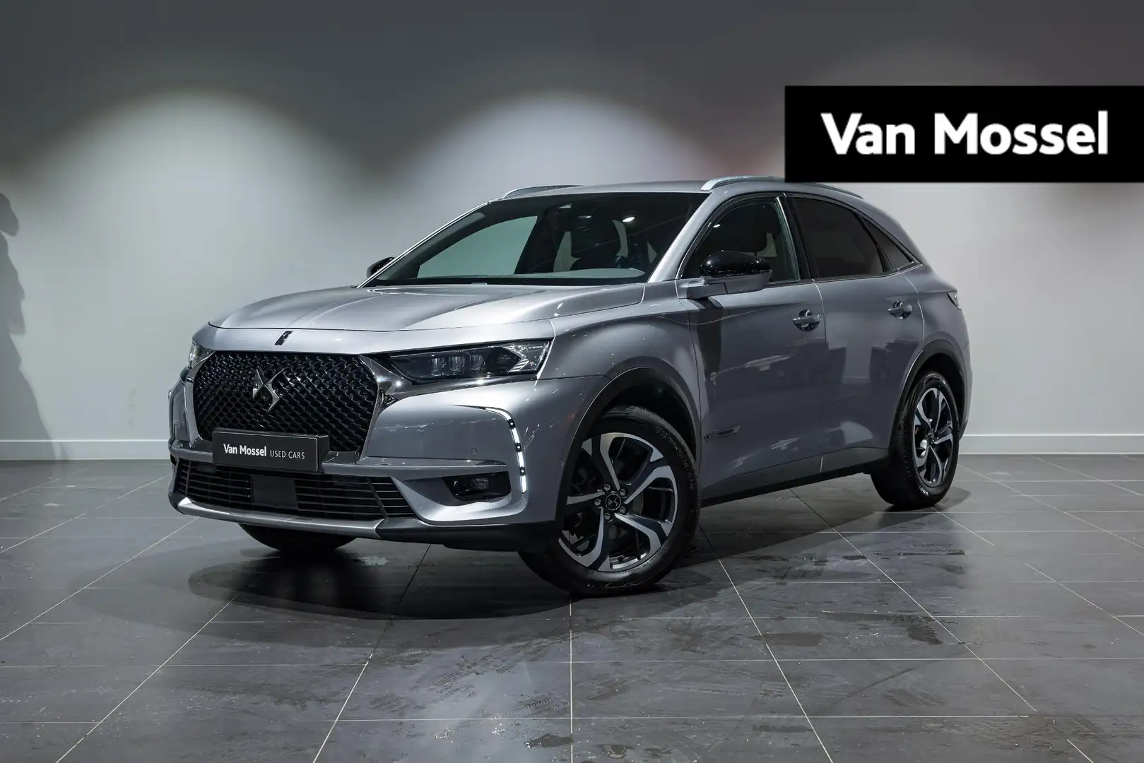 DS Automobiles DS 7 Crossback 1.6 PureTech 180 Automatic Be Chic | Massagezetels Grau - 1