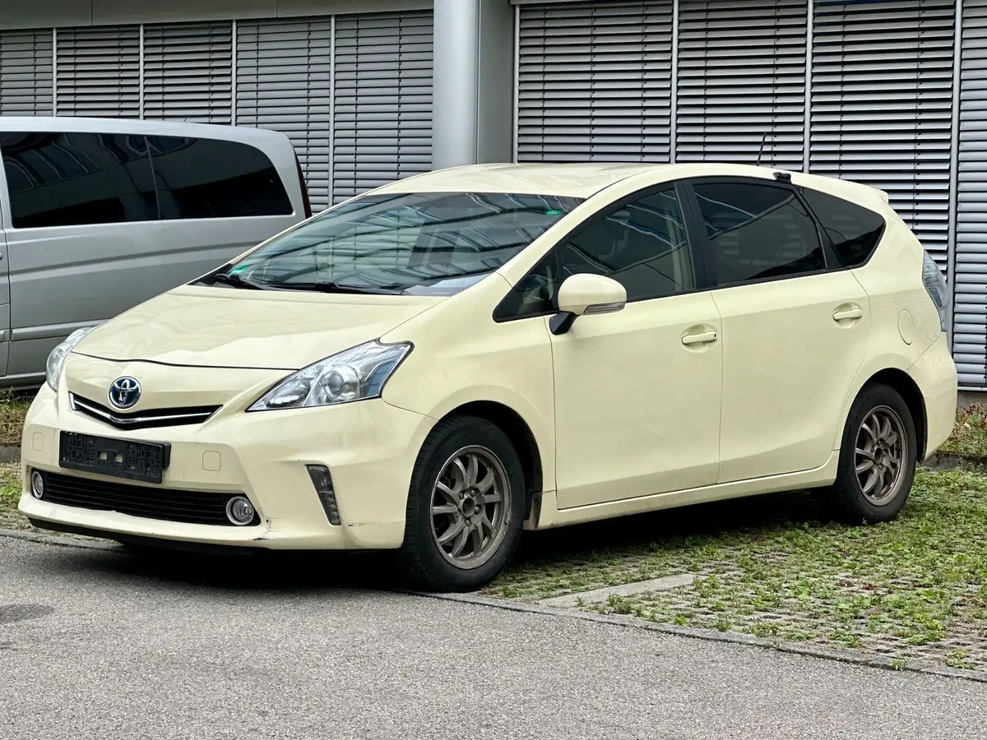 Toyota Prius+ 1.8 Hybrid,Comfort~Leder~7-Seat net.6471€ Biały - 1