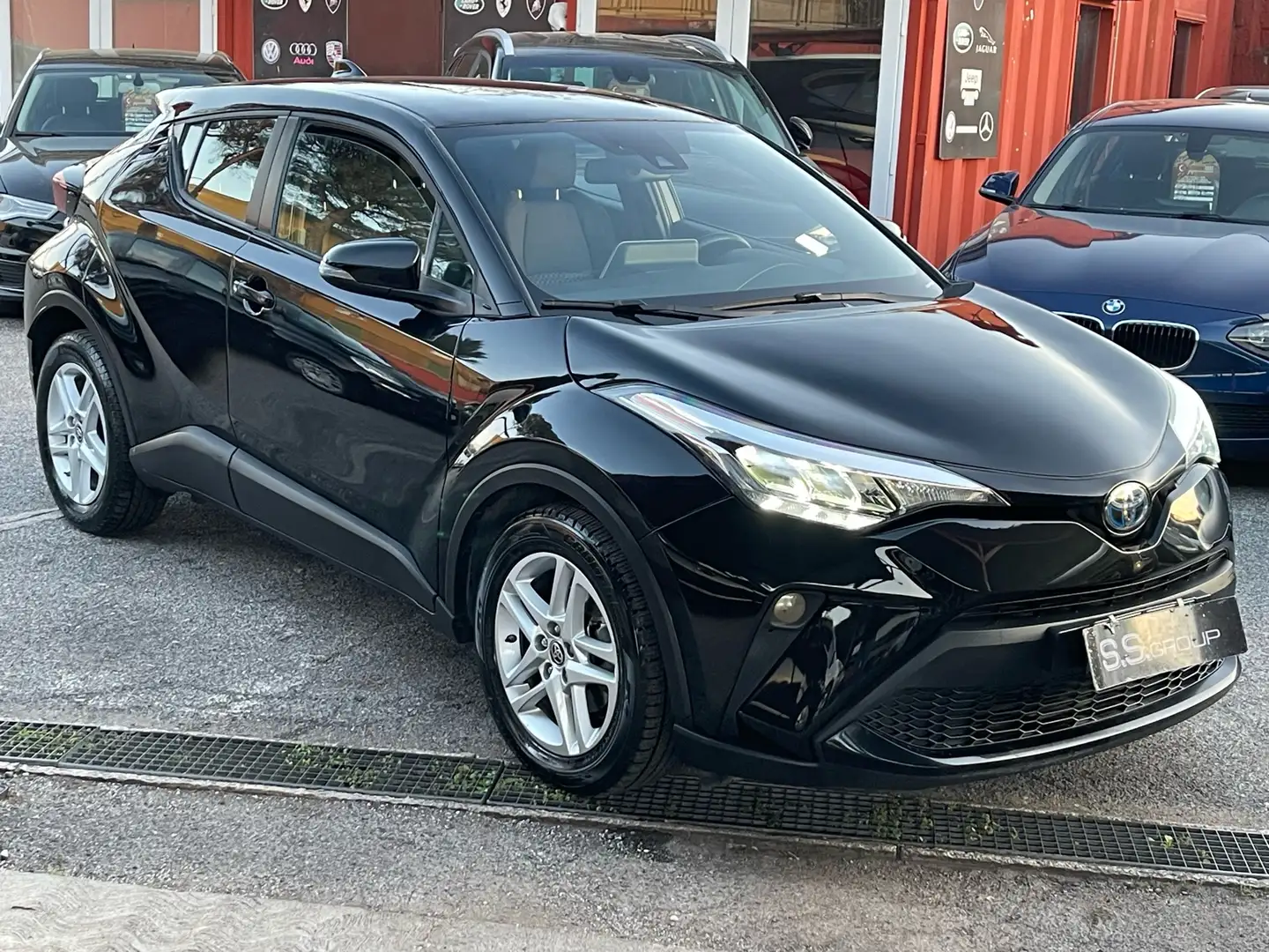 Toyota C-HR 1.8h Lounge 2wd e-cvt-unipro-rate-garanzia - 1