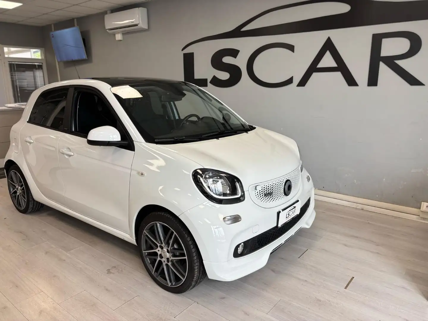 smart forFour 0.9 t Brabus 109cv twinamic~Unipro~Promo~Finanziam Bianco - 1