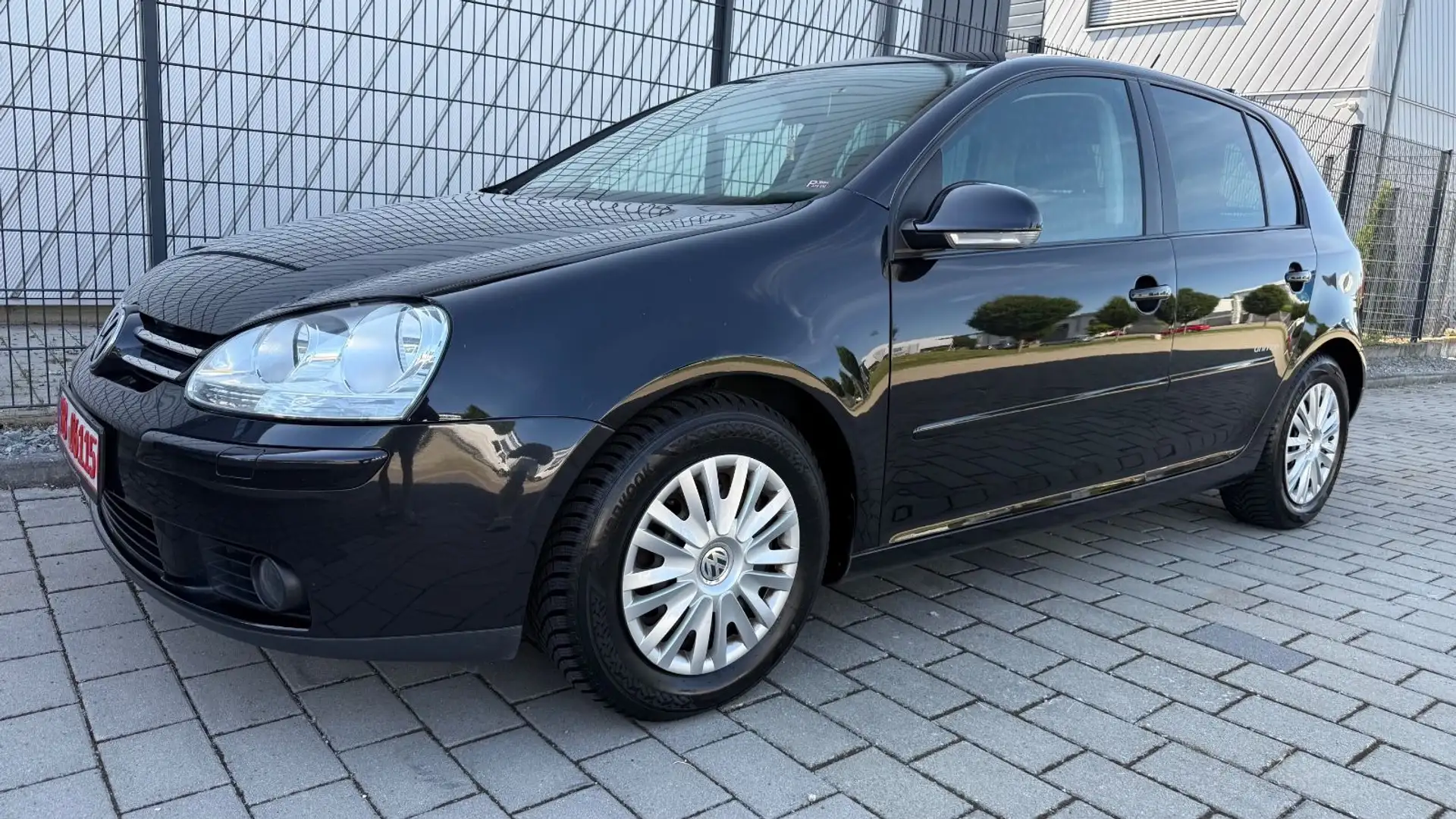 Volkswagen Golf V 1.4 TSI AUTOMATIK,TÜV,KLIMA,XENON,TEMPOMA Schwarz - 1