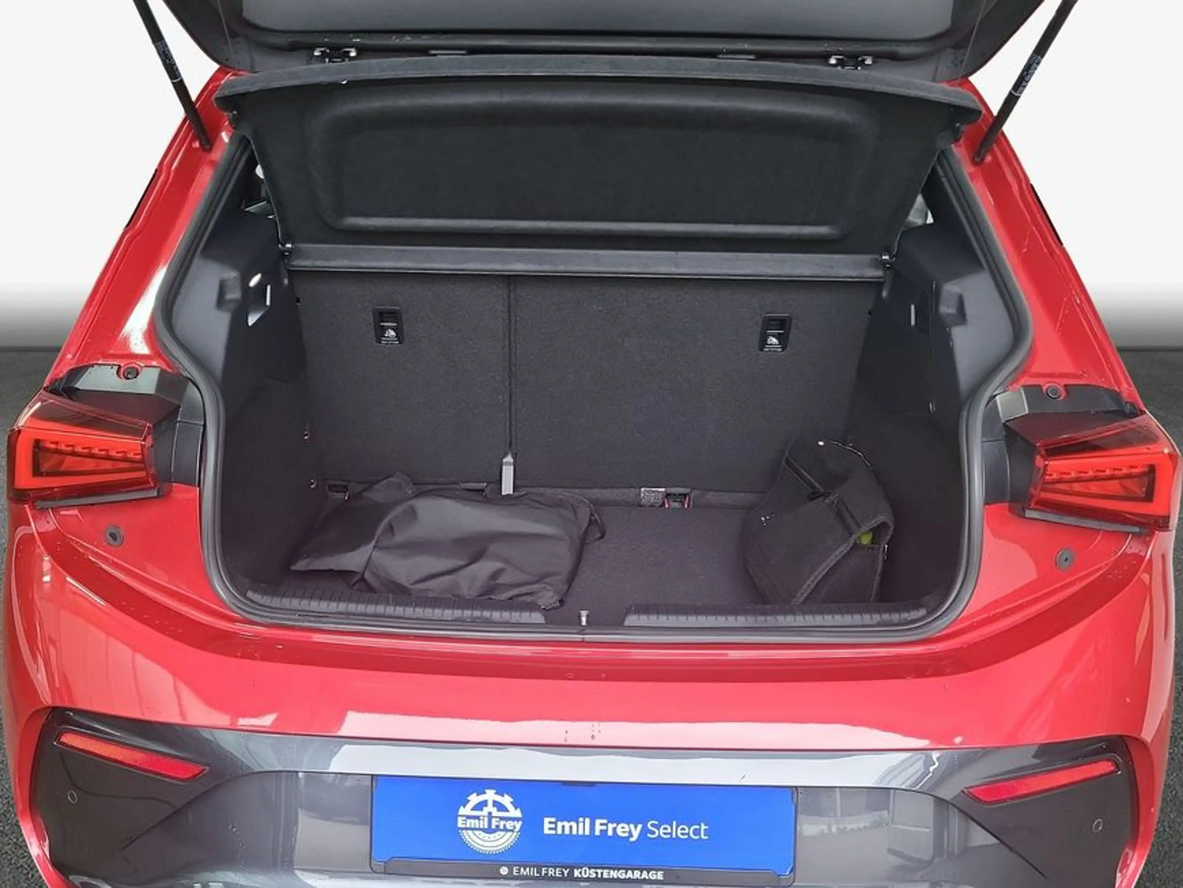 CUPRA Born 62kWh ACC GJR PANORAMADACH — photo 9