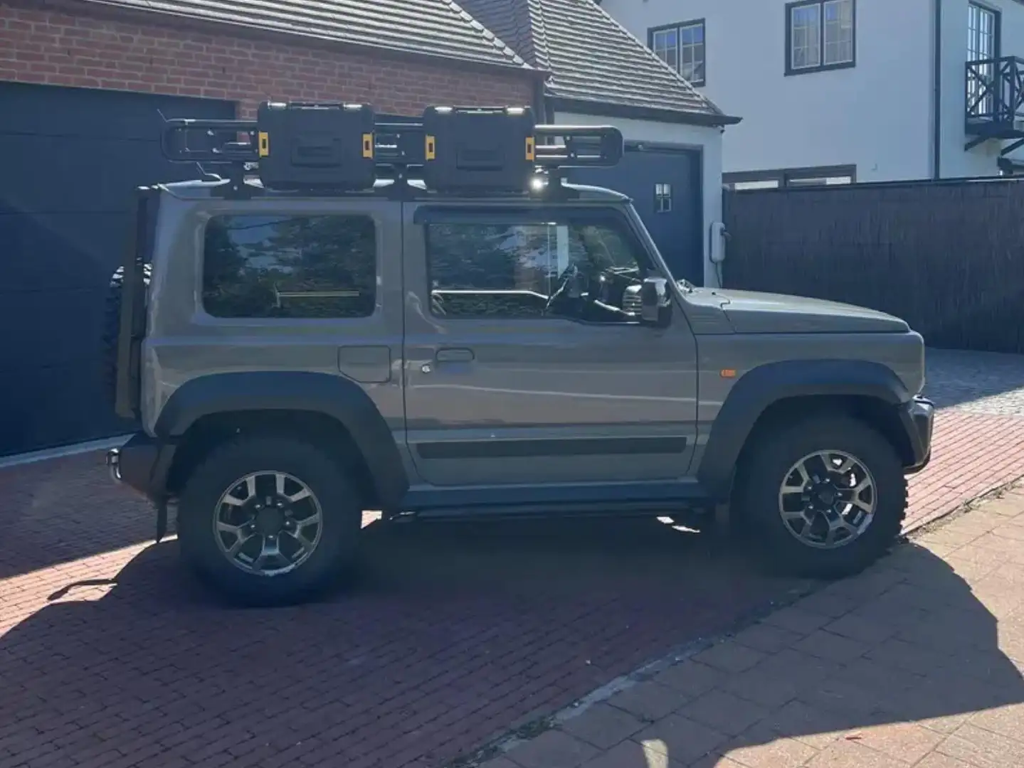 Suzuki Jimny 1.5 ALLGRIP Comfort+ Gris - 1