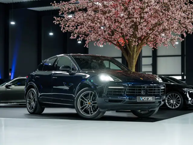 2022 Porsche Cayenne in Blue for sale