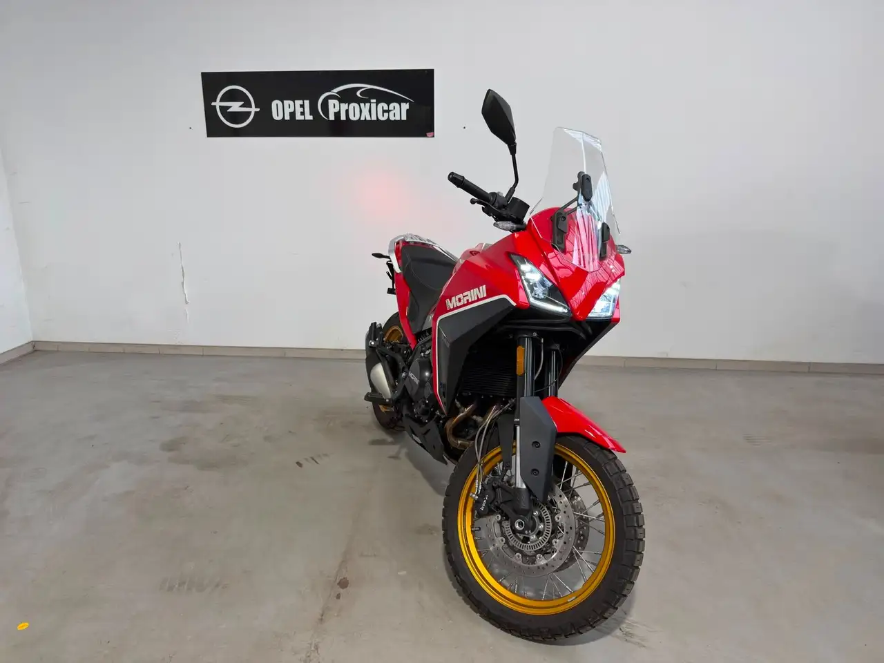 Moto Morini X-Cape