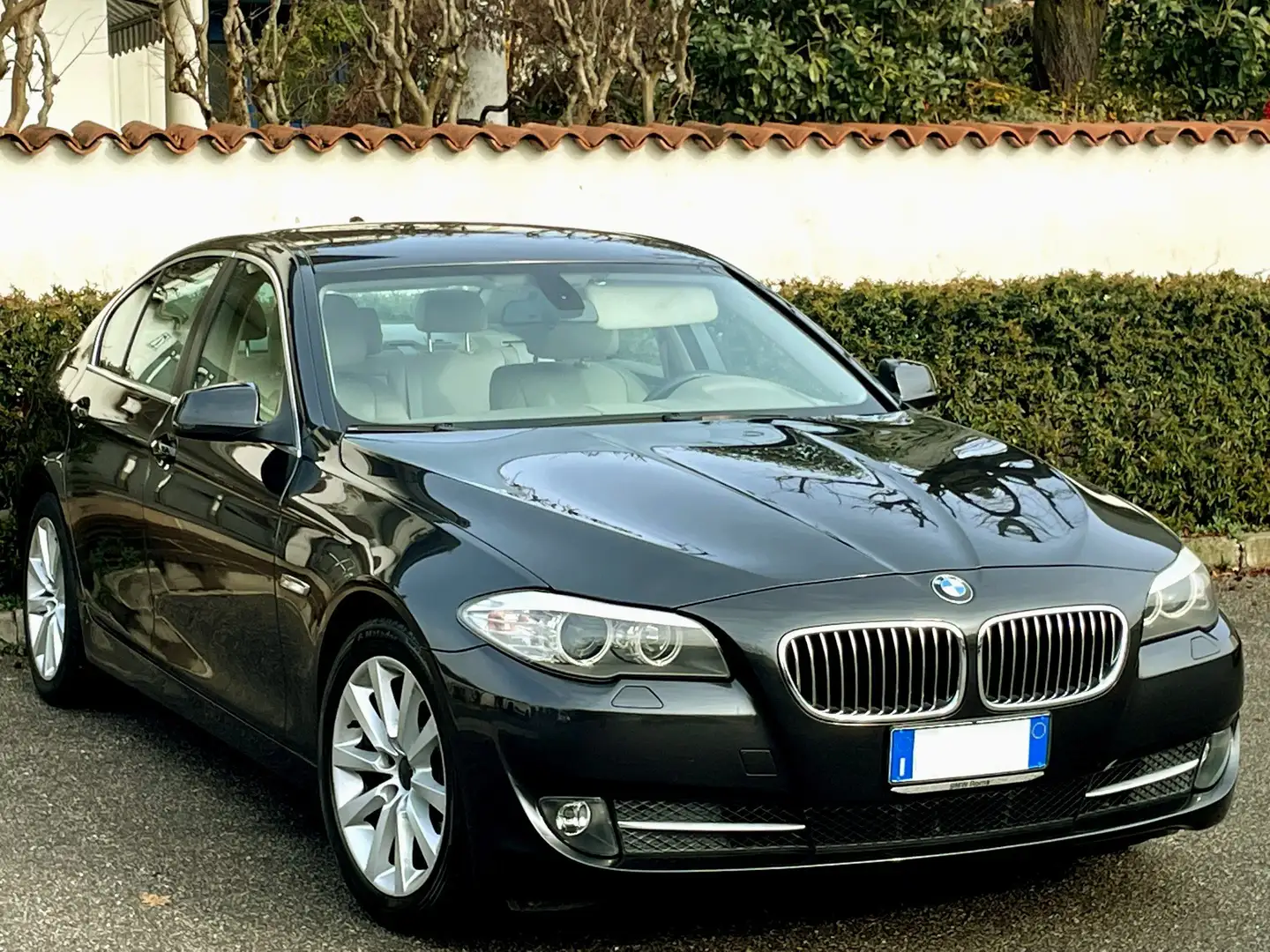 BMW 523 523i aut.(benzina)-BERLINA-113.000km-P.Beige-2011 Grigio - 1