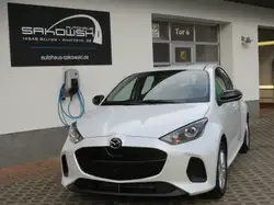 Mazda 2 Hybrid AUT. KLIMAAUT. KAMERA TEMPOMAT REGENS.