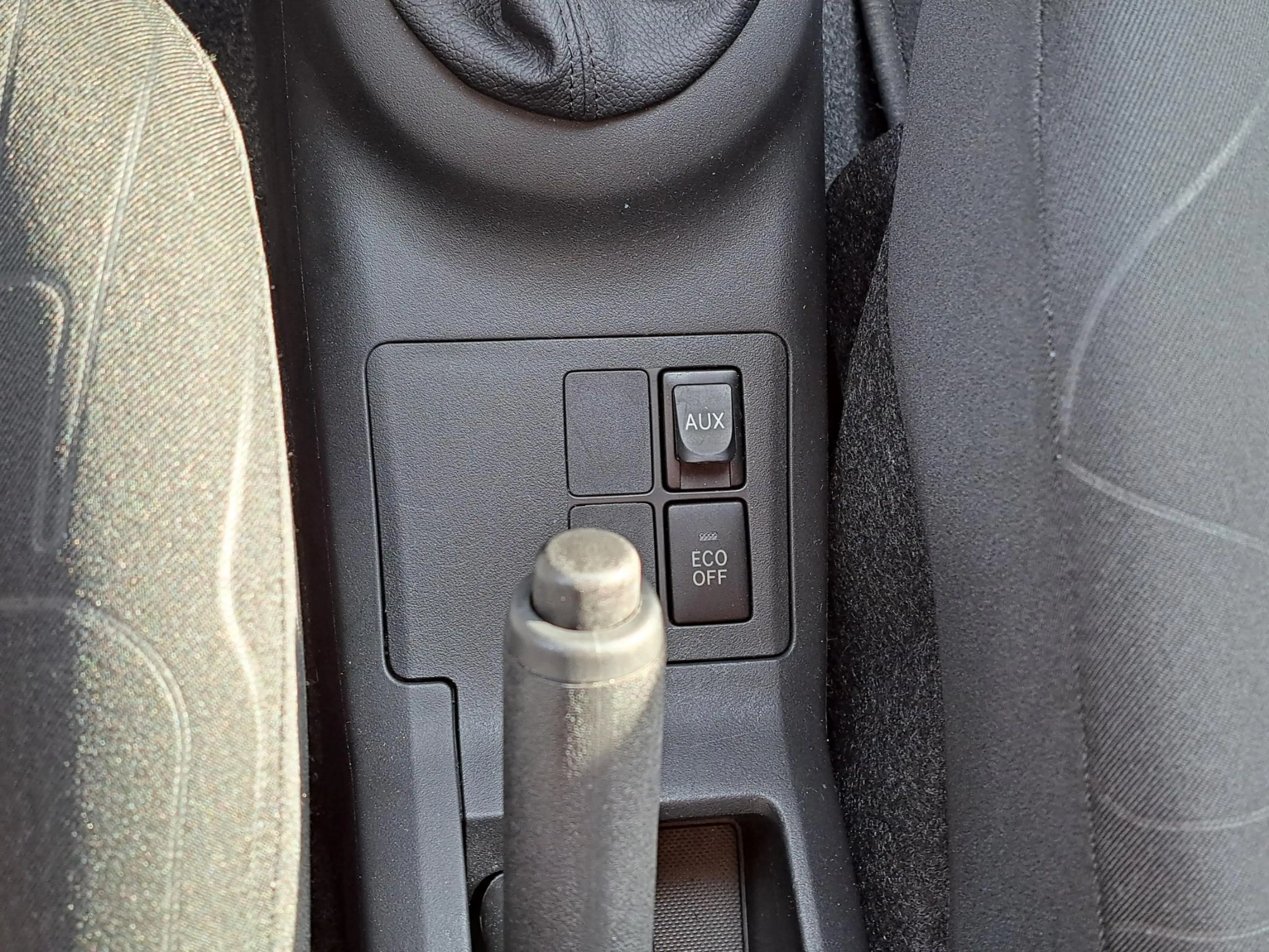 Toyota Yaris 1.3 VVTi Comfort Cool AIRCO NETTE ONDERHOUDSHISTOR — photo 15