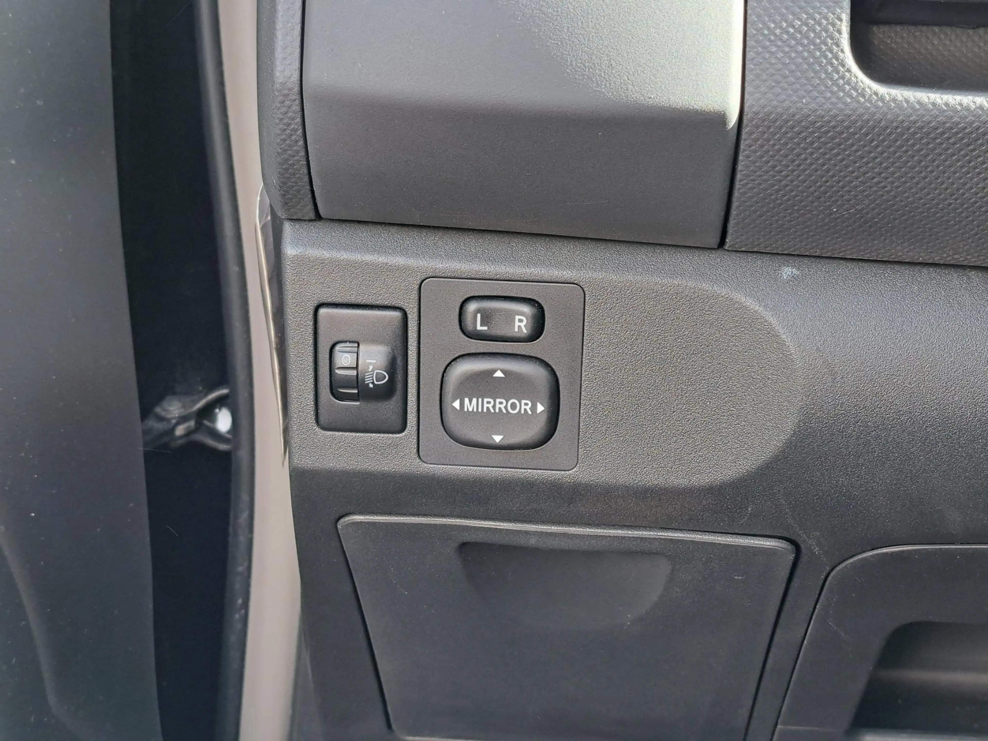 Toyota Yaris 1.3 VVTi Comfort Cool AIRCO NETTE ONDERHOUDSHISTOR — photo 10