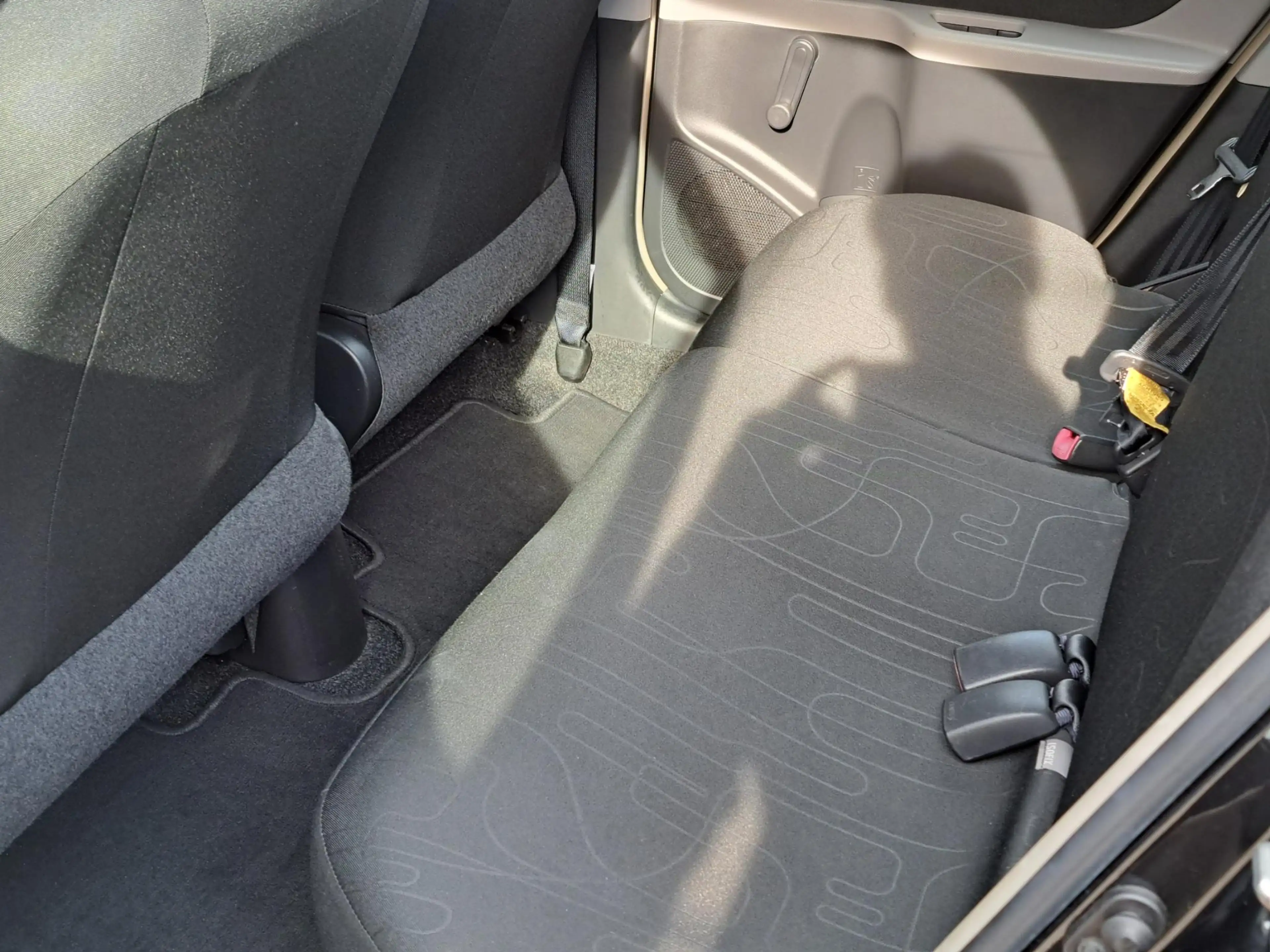 Toyota Yaris 1.3 VVTi Comfort Cool AIRCO NETTE ONDERHOUDSHISTOR — photo 17