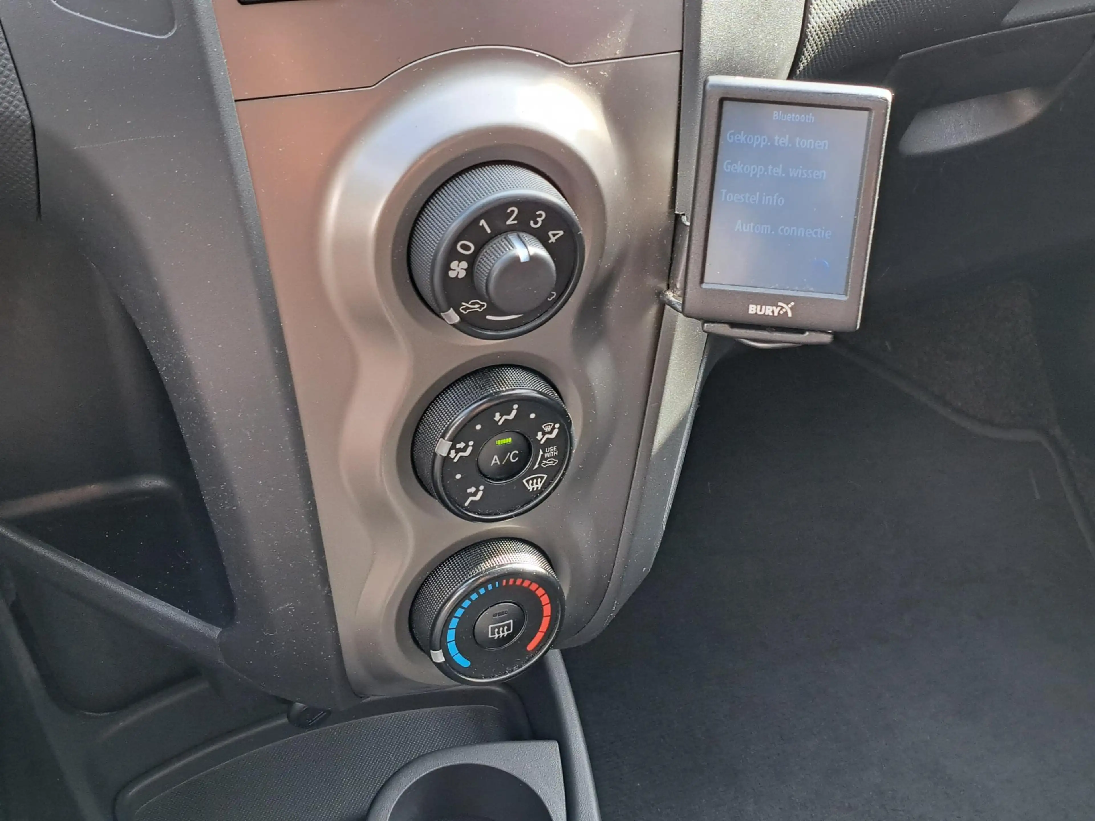 Toyota Yaris 1.3 VVTi Comfort Cool AIRCO NETTE ONDERHOUDSHISTOR — photo 13