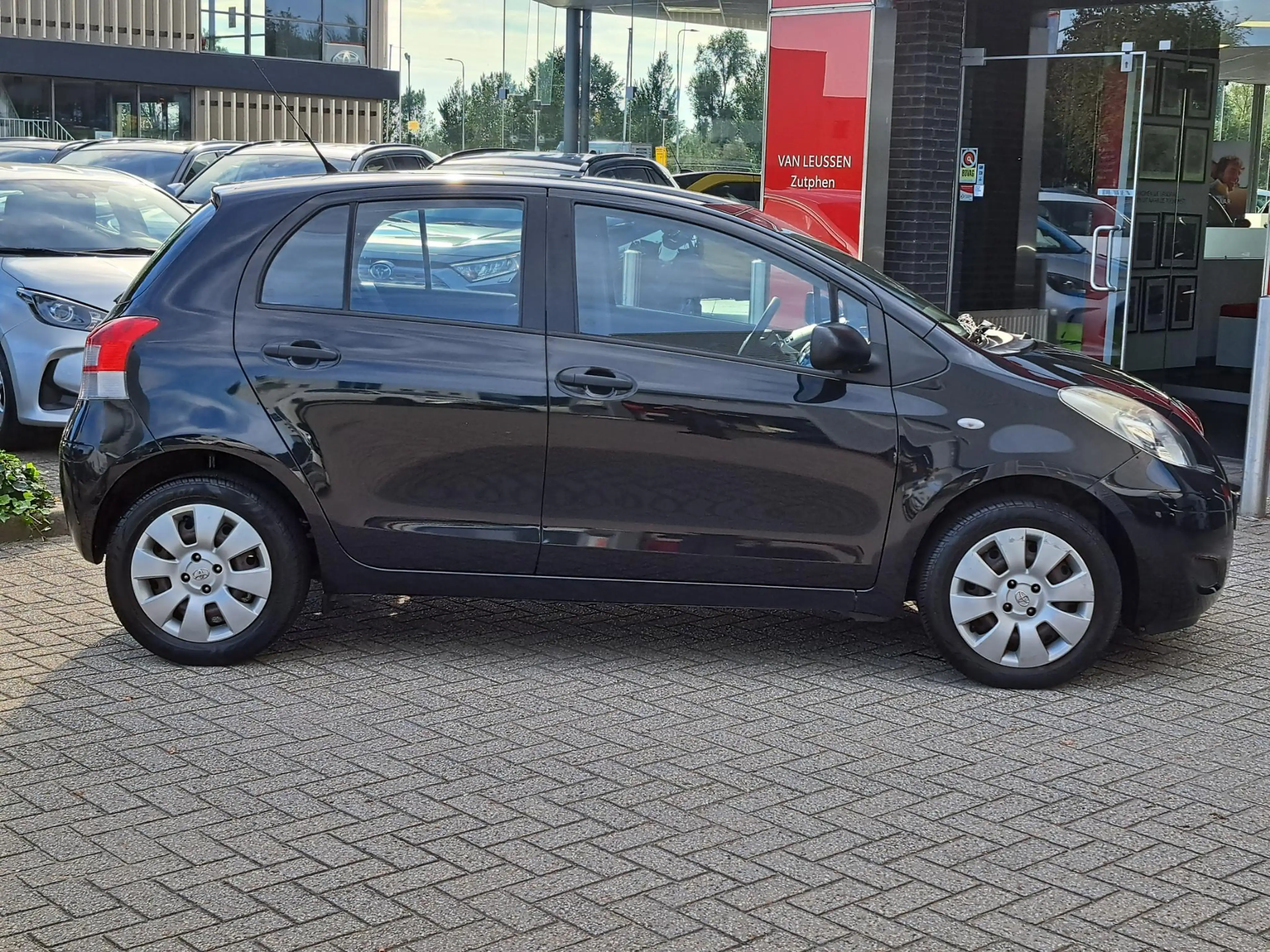 Toyota Yaris 1.3 VVTi Comfort Cool AIRCO NETTE ONDERHOUDSHISTOR — photo 5