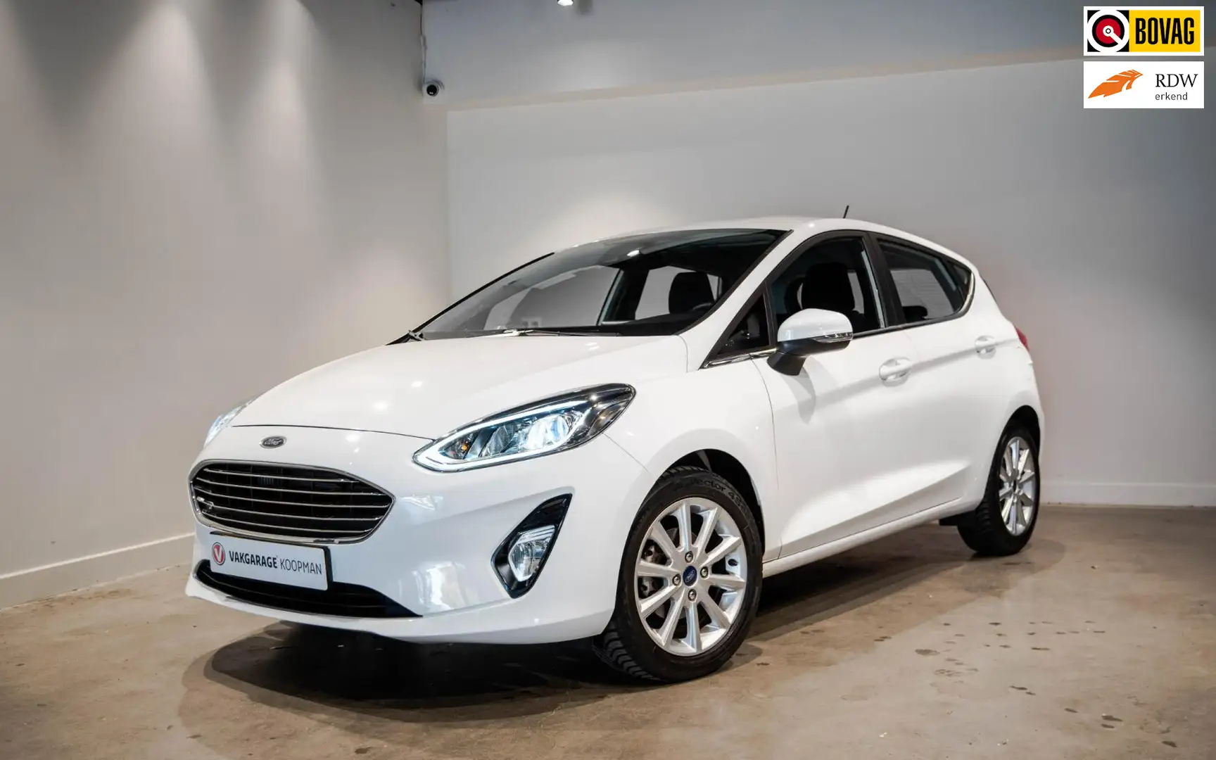 Ford Fiesta 1.0 EcoBoost Titanium Wit - 1