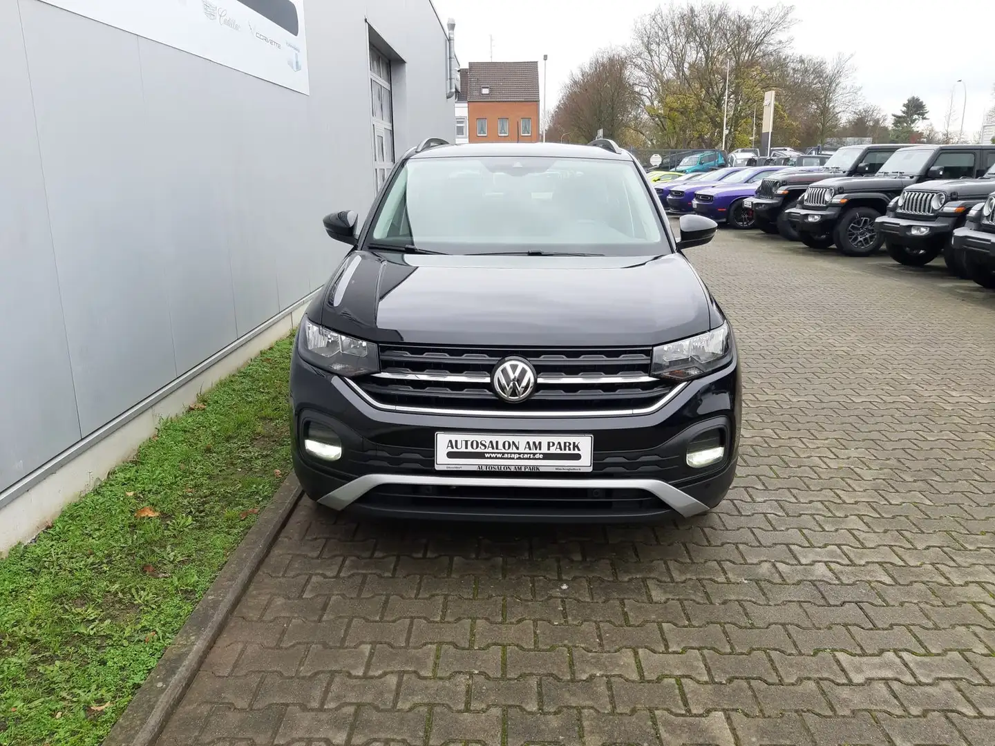 Volkswagen T-Cross 1,0 TSI Zwart - 2