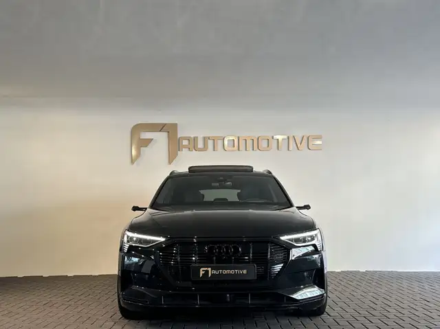 Audi E-Tron view 2