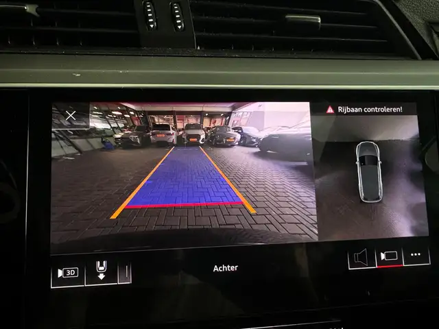 Audi E-Tron view 22